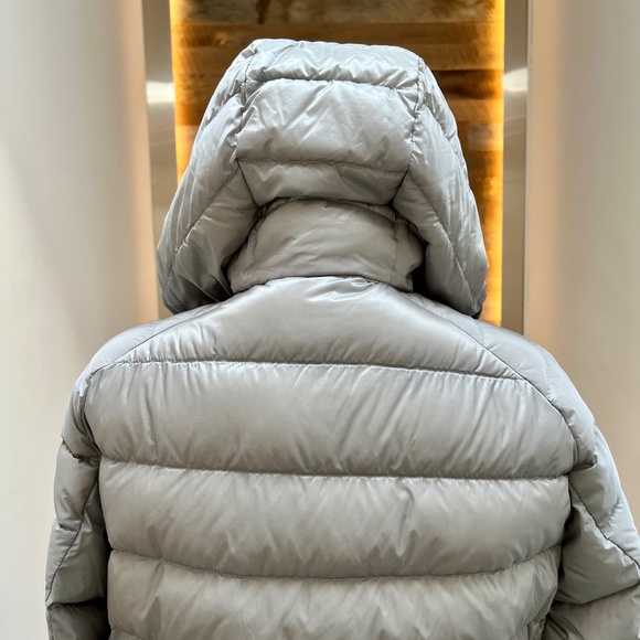 🌸NWT  Uniqlo Ultra Light Gray  Down Puff Jacket Men’s Parka unisex - Picture 3 of 10